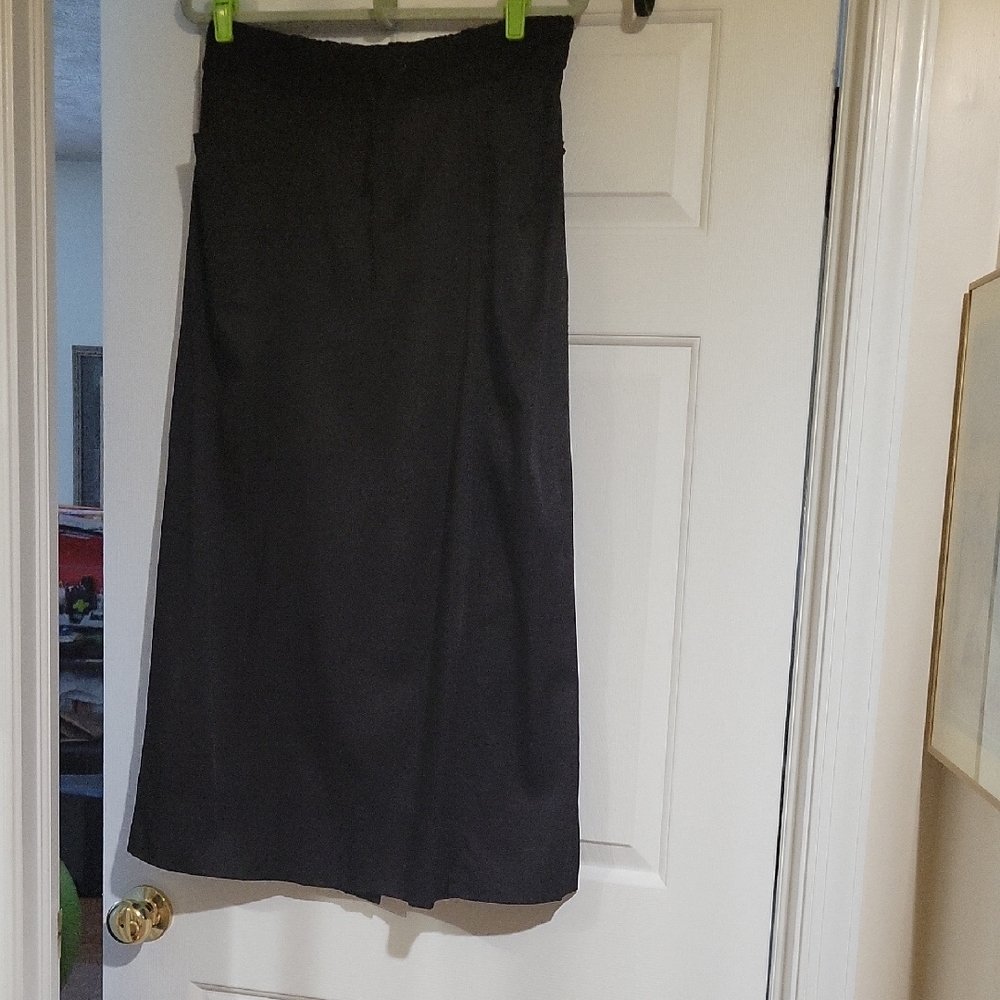 Pure DKNY Elegant Black Women's Skirt